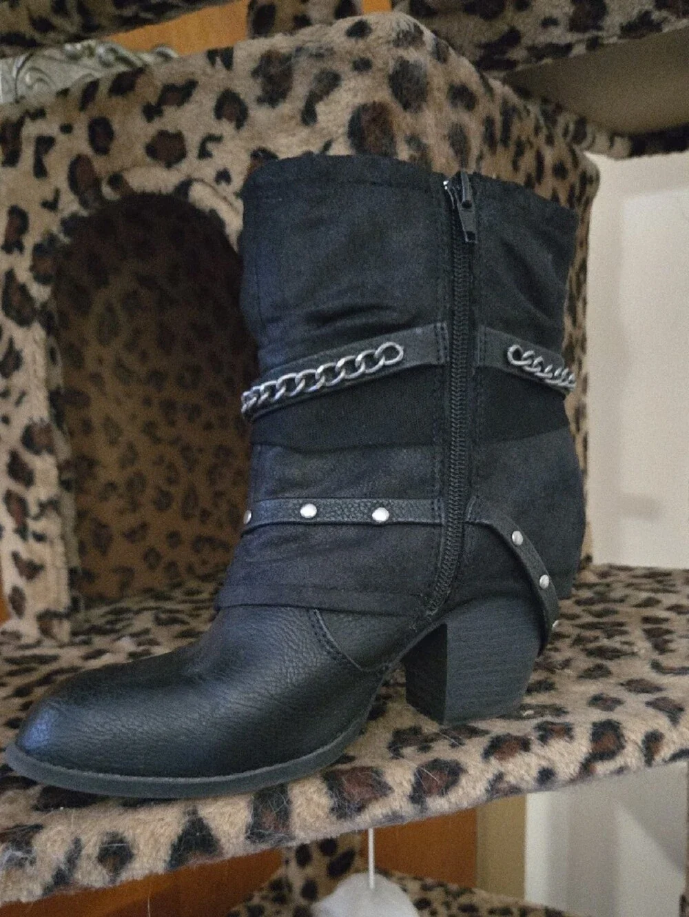 Women’s Black Chain-Trim Bow Ankle Booties
